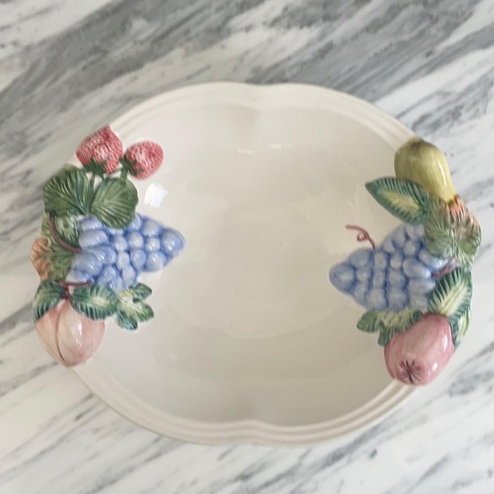 Jay Wilfred serving bowl from Portugal. #416